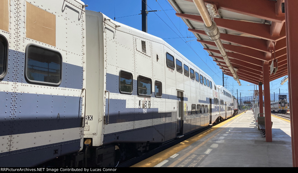 Caltrain 164